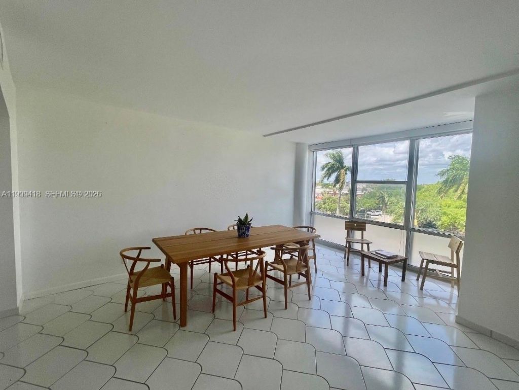 900 Bay Dr, Unit 311, Miami Beach, FL 33141 Photo