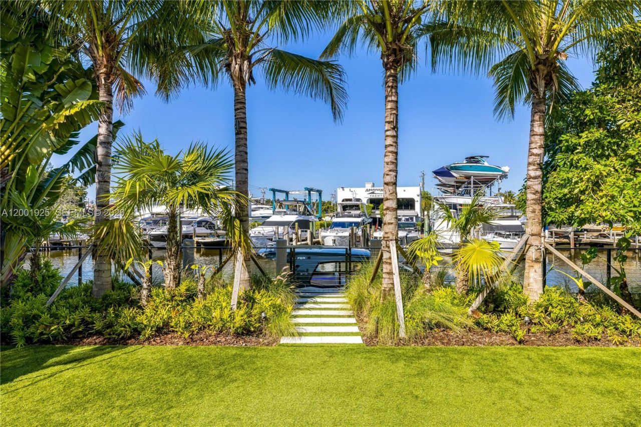 707 NE 77th St, Unit n/a, Miami, FL 33138 Photo