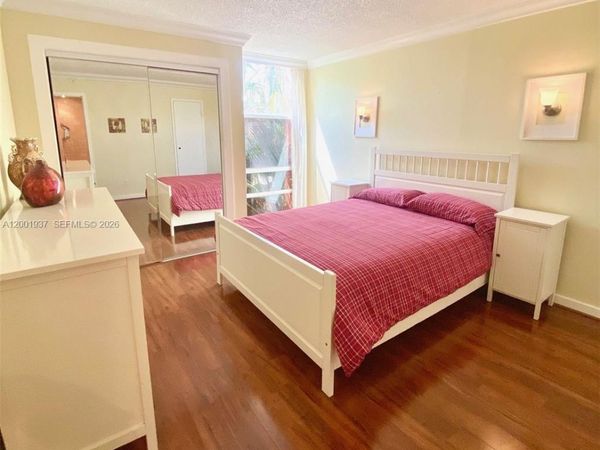 210 172nd St, Unit 226, Sunny Isles Beach, FL 33160