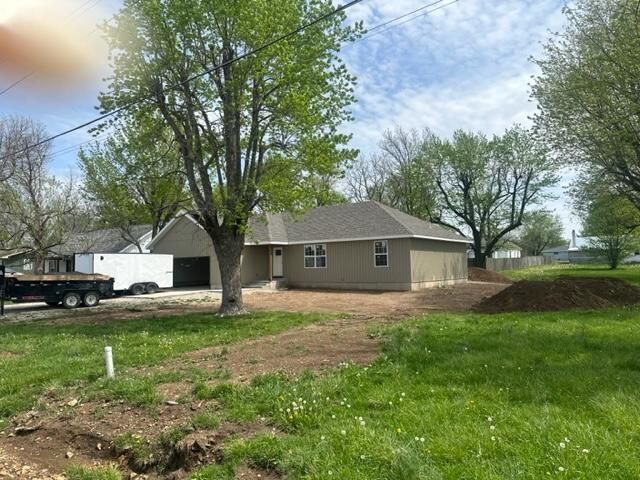 224 N Division Street, Seymour, MO 65746 Main Photo