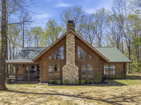 906 Jones Road, Ridgedale, MO 65739