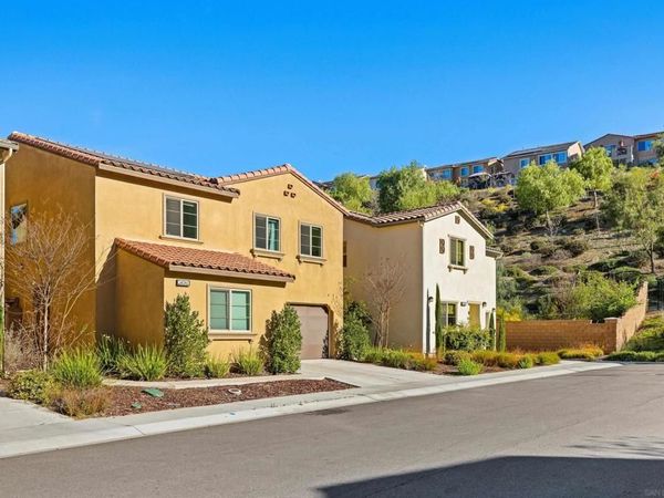 24060 Raptor Way, Lake Elsinore, CA 92532