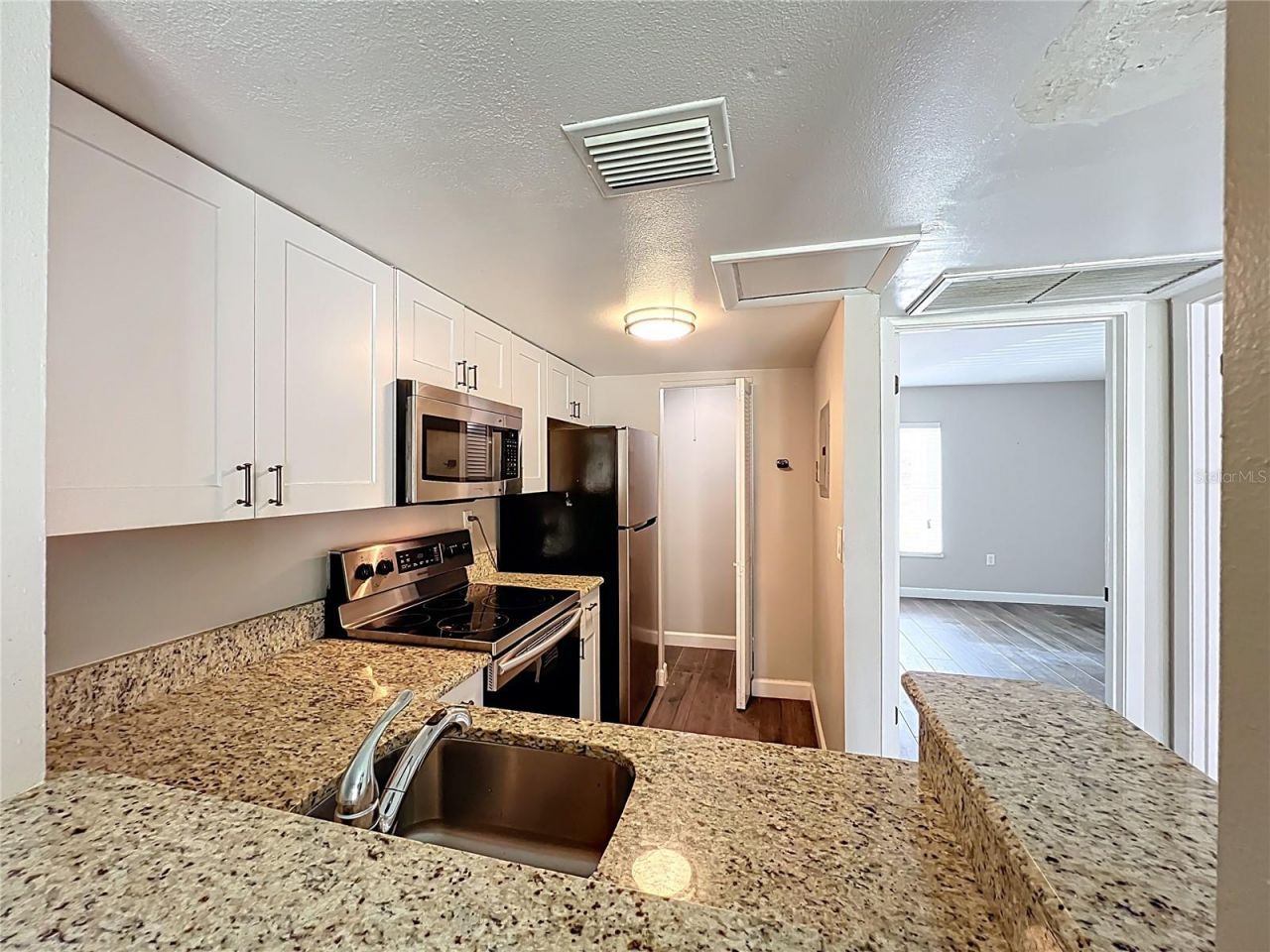 590 Orange Drive, Unit 136, Altamonte Springs, FL 32701 Photo