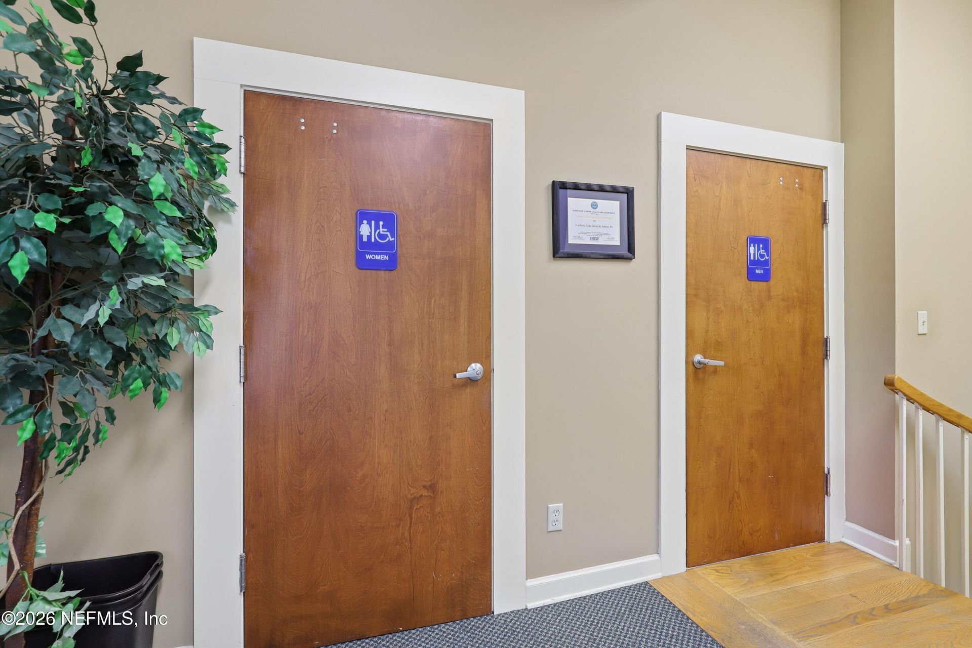 4004 Atlantic Boulevard, Jacksonville, FL 32207 Photo