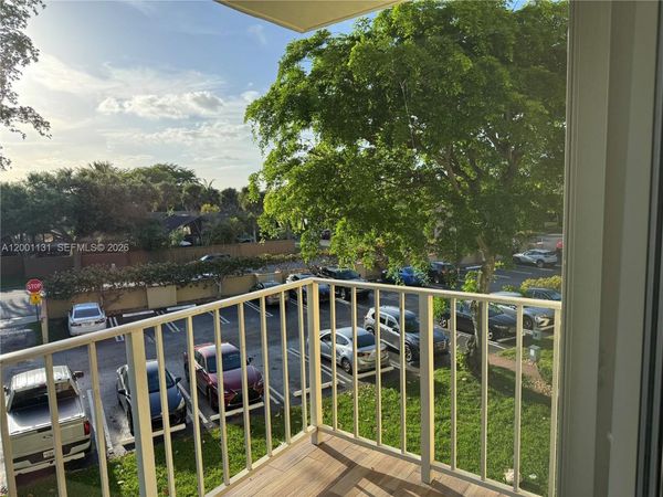 13120 SW 92nd Ave, Unit B-303, Miami, FL 33176