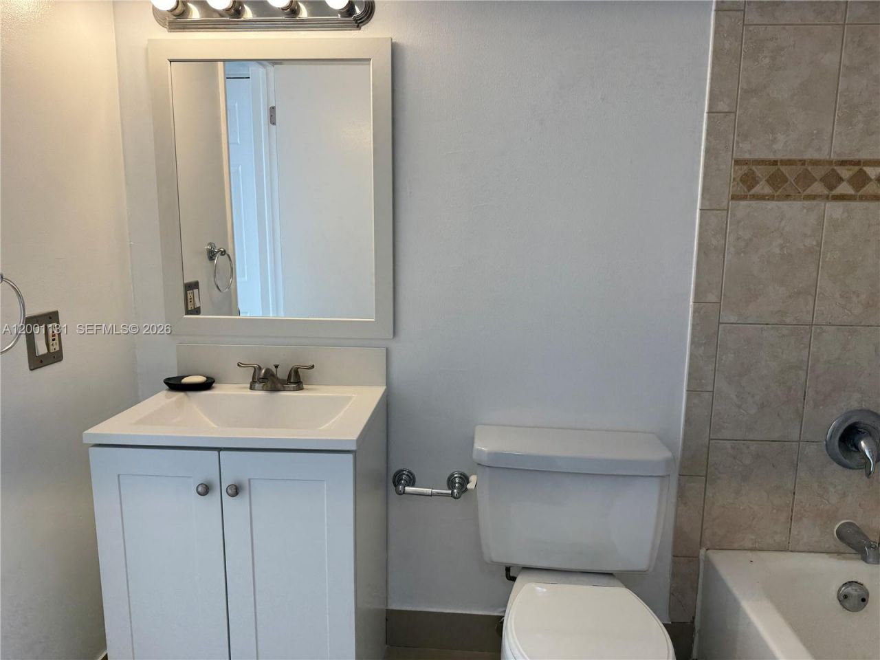 13120 SW 92nd Ave, Unit B-303, Miami, FL 33176 Photo