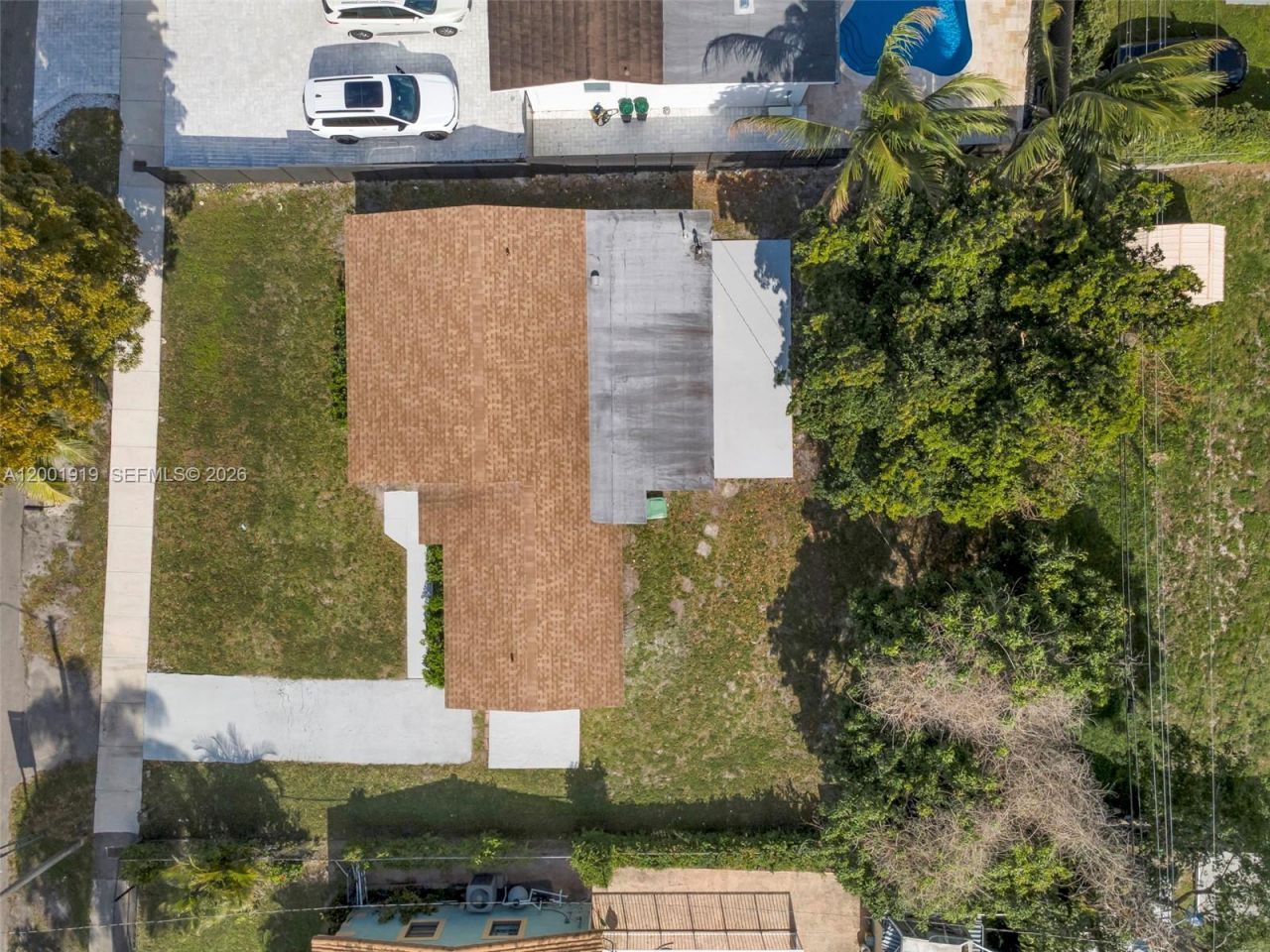 7970 NW 176th St, Hialeah, FL 33015 Photo