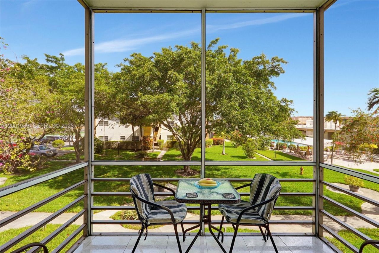 16801 NE 13th Ave, Unit 206, Miami, FL 33162 Photo