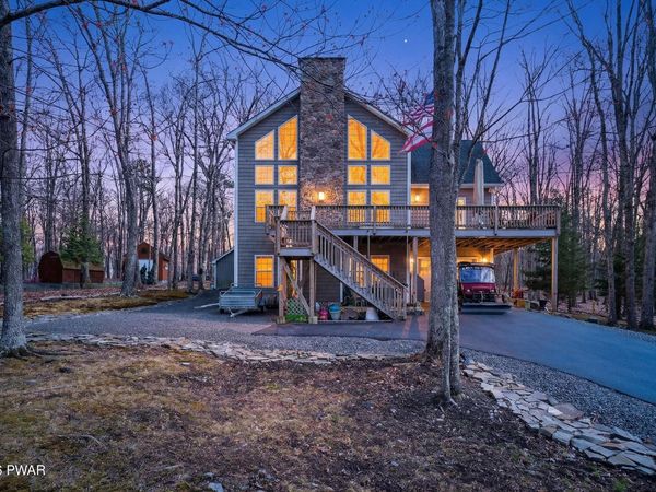 139 Laurel Road, Lackawaxen, PA 18435