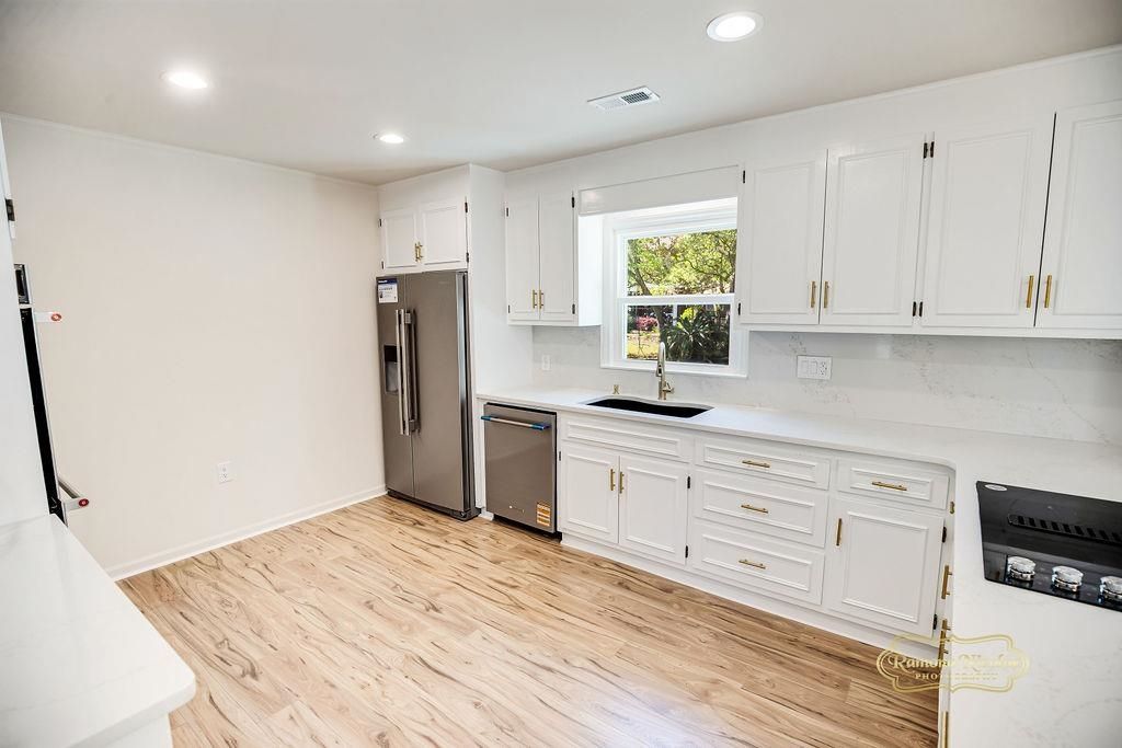 1769 Crooked Pine Dr. Photo 4