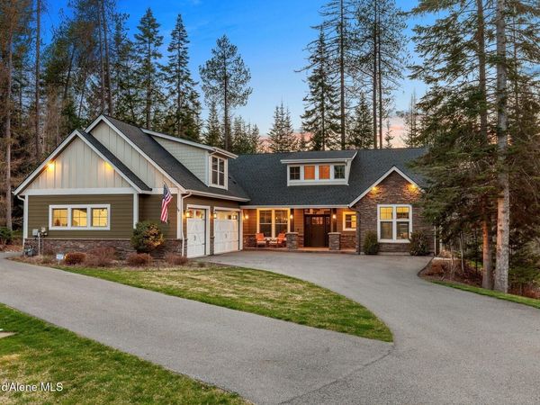 12155 N Pebble Creek Dr, Hayden, ID 83835