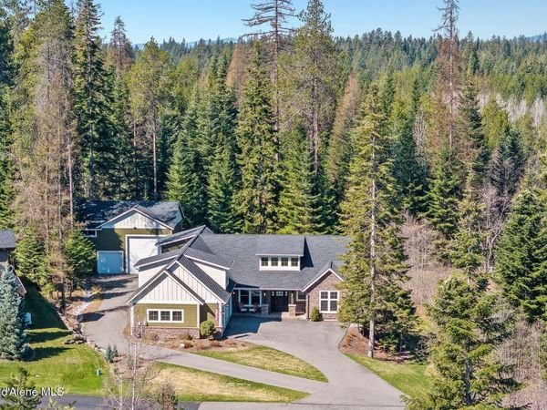 12155 N Pebble Creek Dr, Hayden, ID 83835