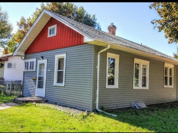 1289 Forest Street , Saint Paul, MN 55106