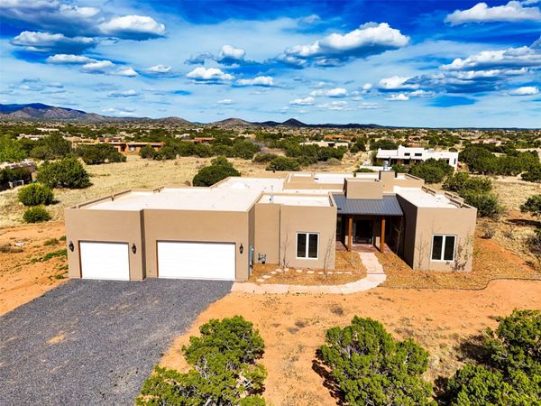 39 Monterey Road , Santa Fe, NM 87508