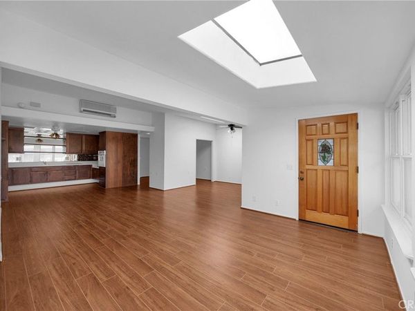 1641 Monterey Road, Unit 18K, Seal Beach, CA 90740