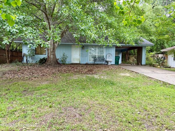 4 Woodcock Circle, Diamondhead, MS 39525