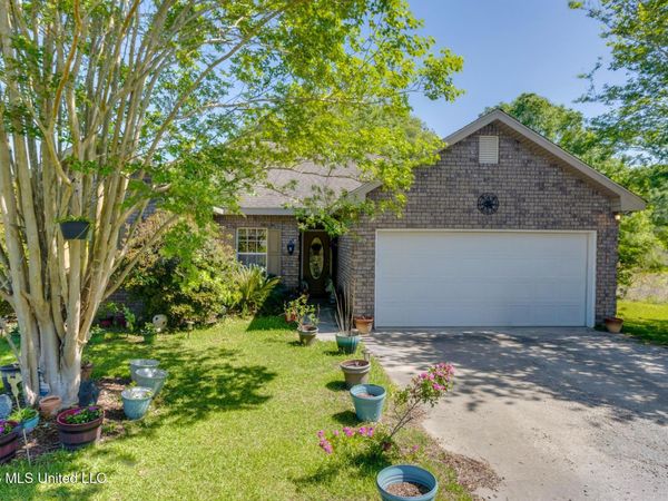 19796 W Wortham Road, Saucier, MS 39574