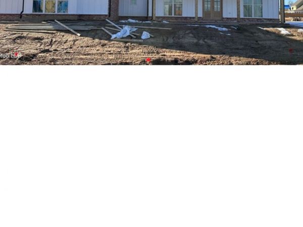 4233 Edison Drive, Nesbit, MS 38651