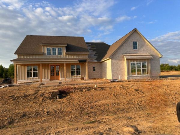 4233 Edison Drive, Nesbit, MS 38651