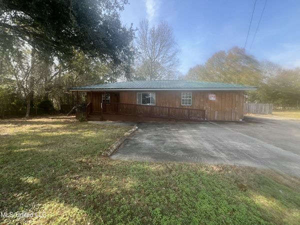 10267 Boney Avenue, D'Iberville, MS 39540