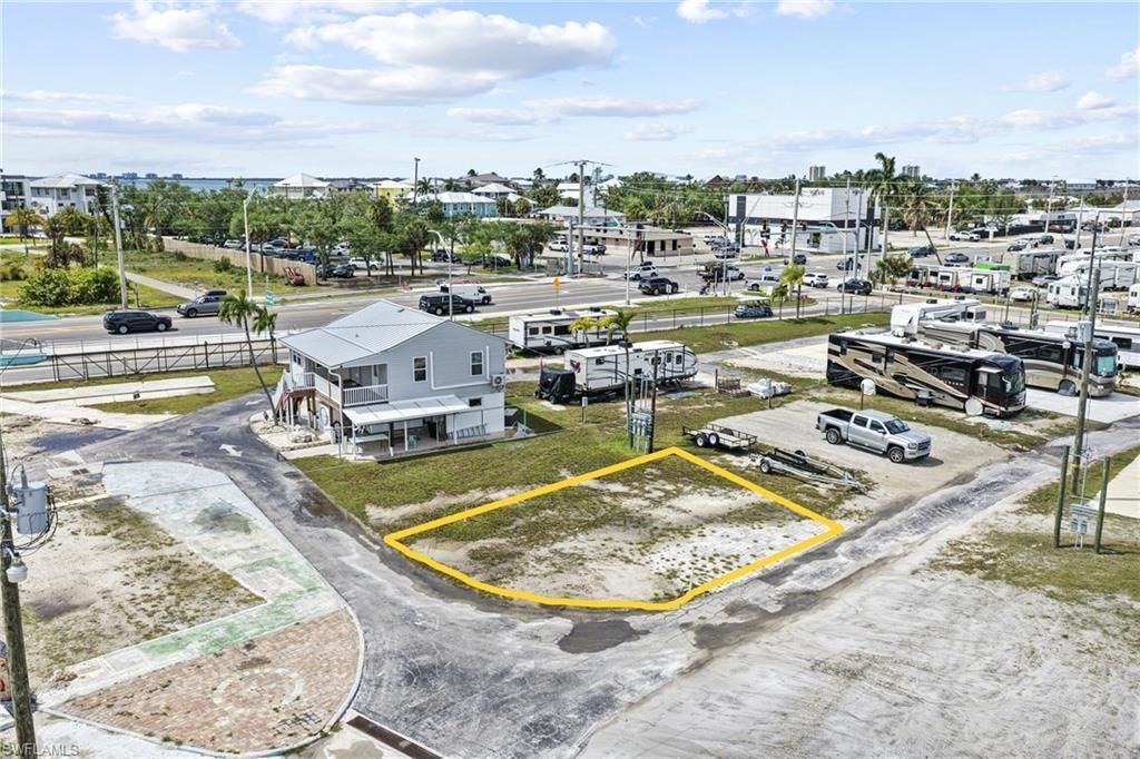 19281 #44 San Carlos Blvd, Fort Myers Beach, FL 33931 Photo