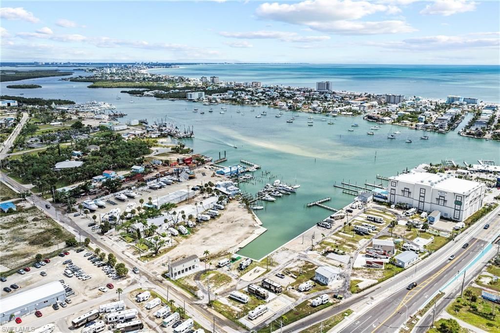 19281 #44 San Carlos Blvd, Fort Myers Beach, FL 33931 Photo