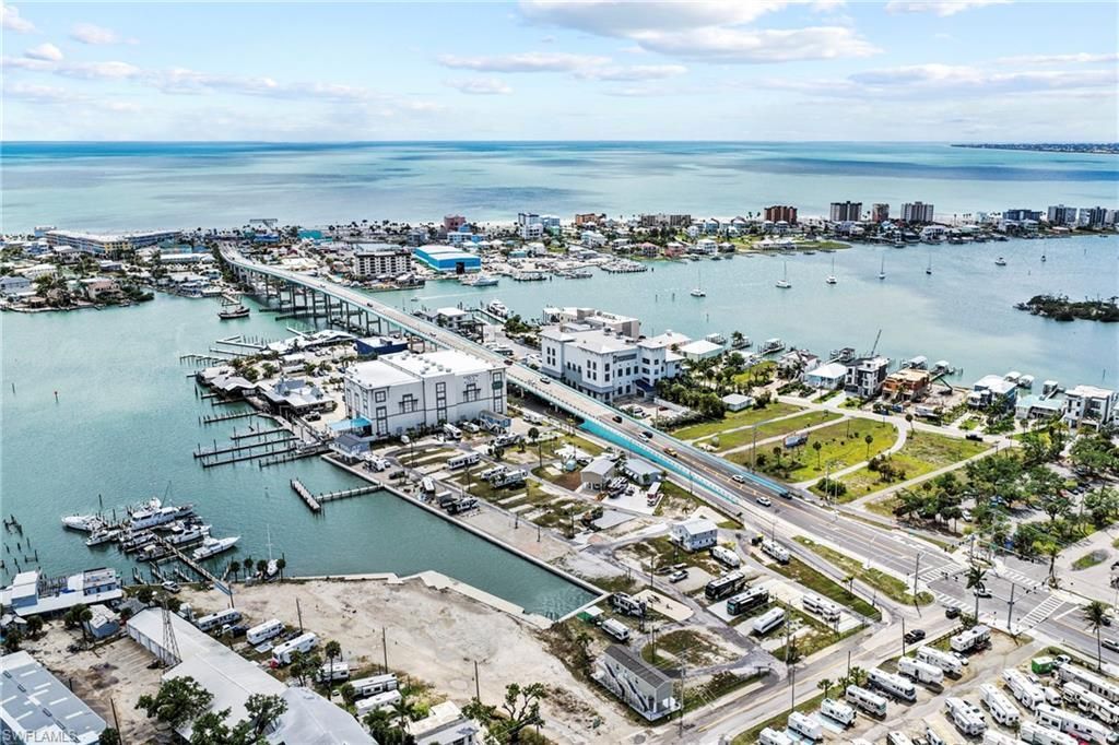 19281 #44 San Carlos Blvd, Fort Myers Beach, FL 33931 Photo