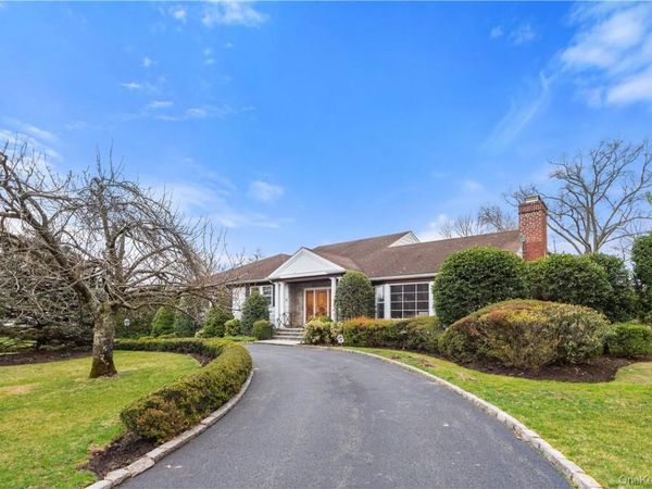 40 Meadow Road , Scarsdale, NY 10583