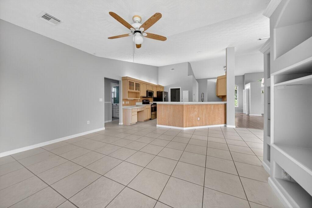 612 SE 6th Street, Stuart, FL 34994 Photo