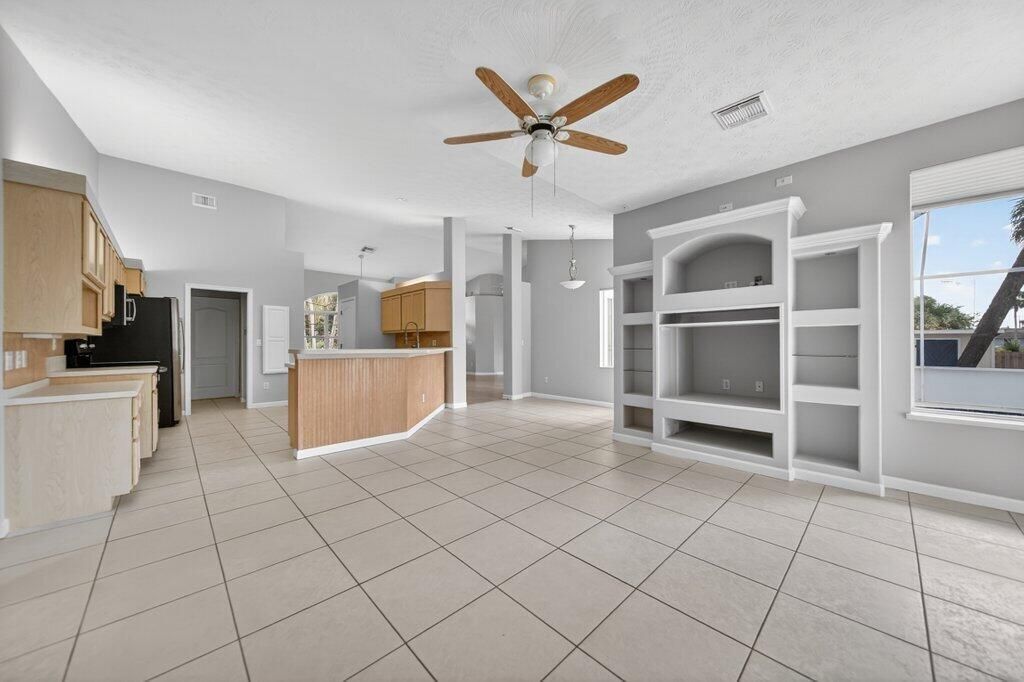 612 SE 6th Street, Stuart, FL 34994 Photo