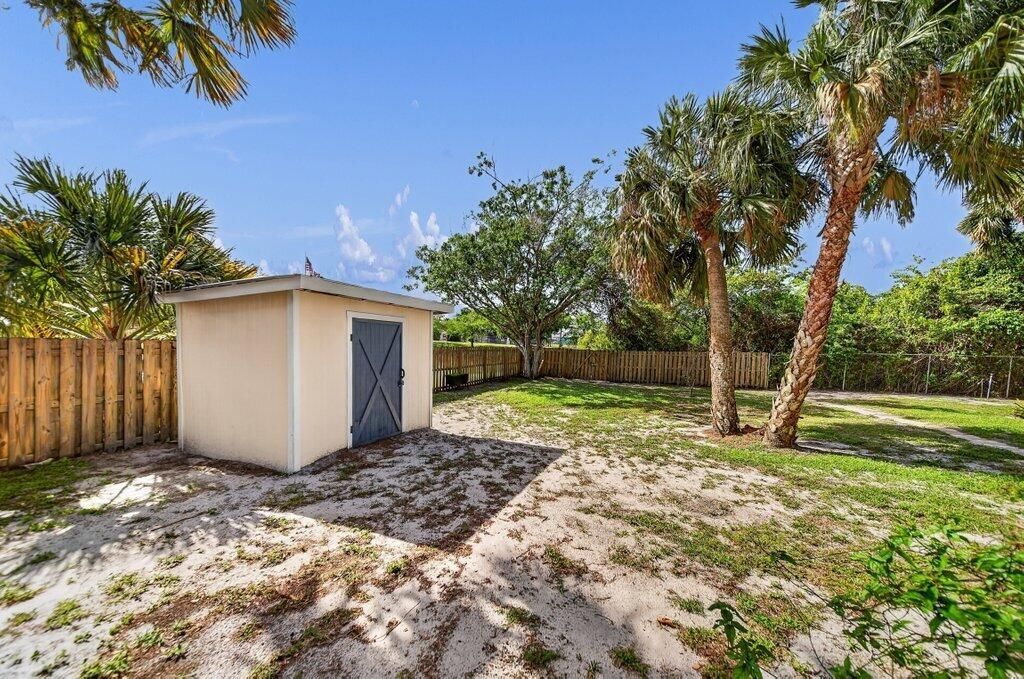 612 SE 6th Street, Stuart, FL 34994 Photo