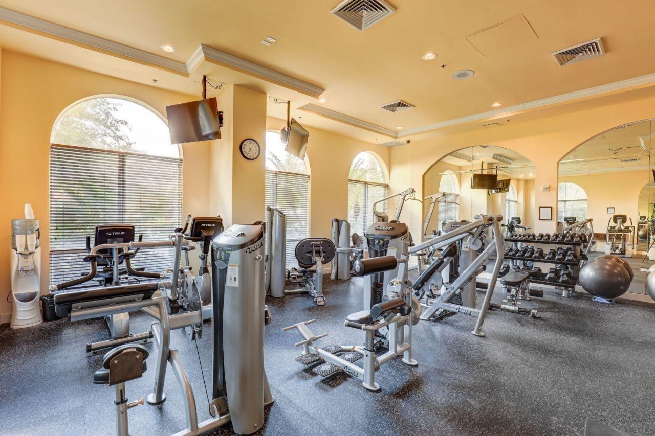 616 Clearwater Park Road, Unit 913, West Palm Beach, FL 33401 Photo