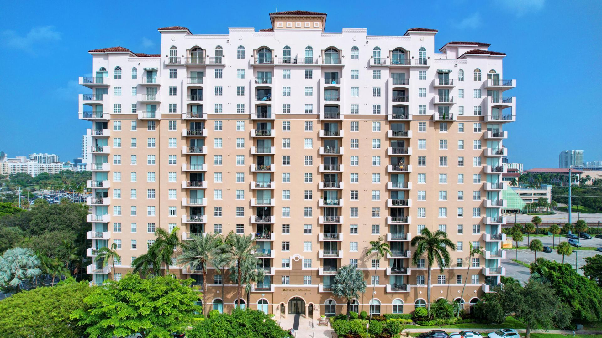 616 Clearwater Park Road, Unit 913, West Palm Beach, FL 33401 Photo