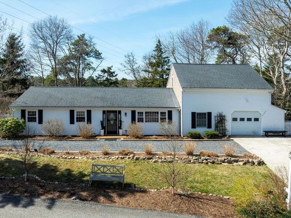 25 Frances Helen Rd, Yarmouth, MA 02675