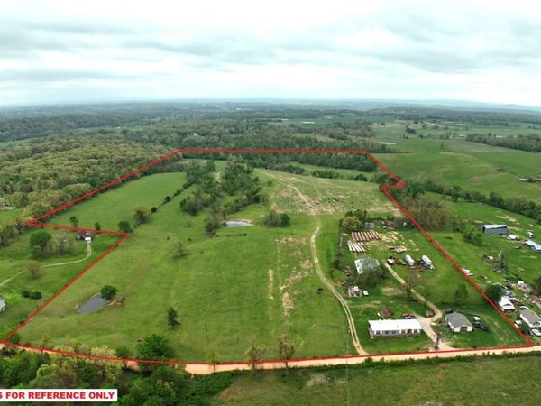 13161 Reams Road, Gentry, AR 72734