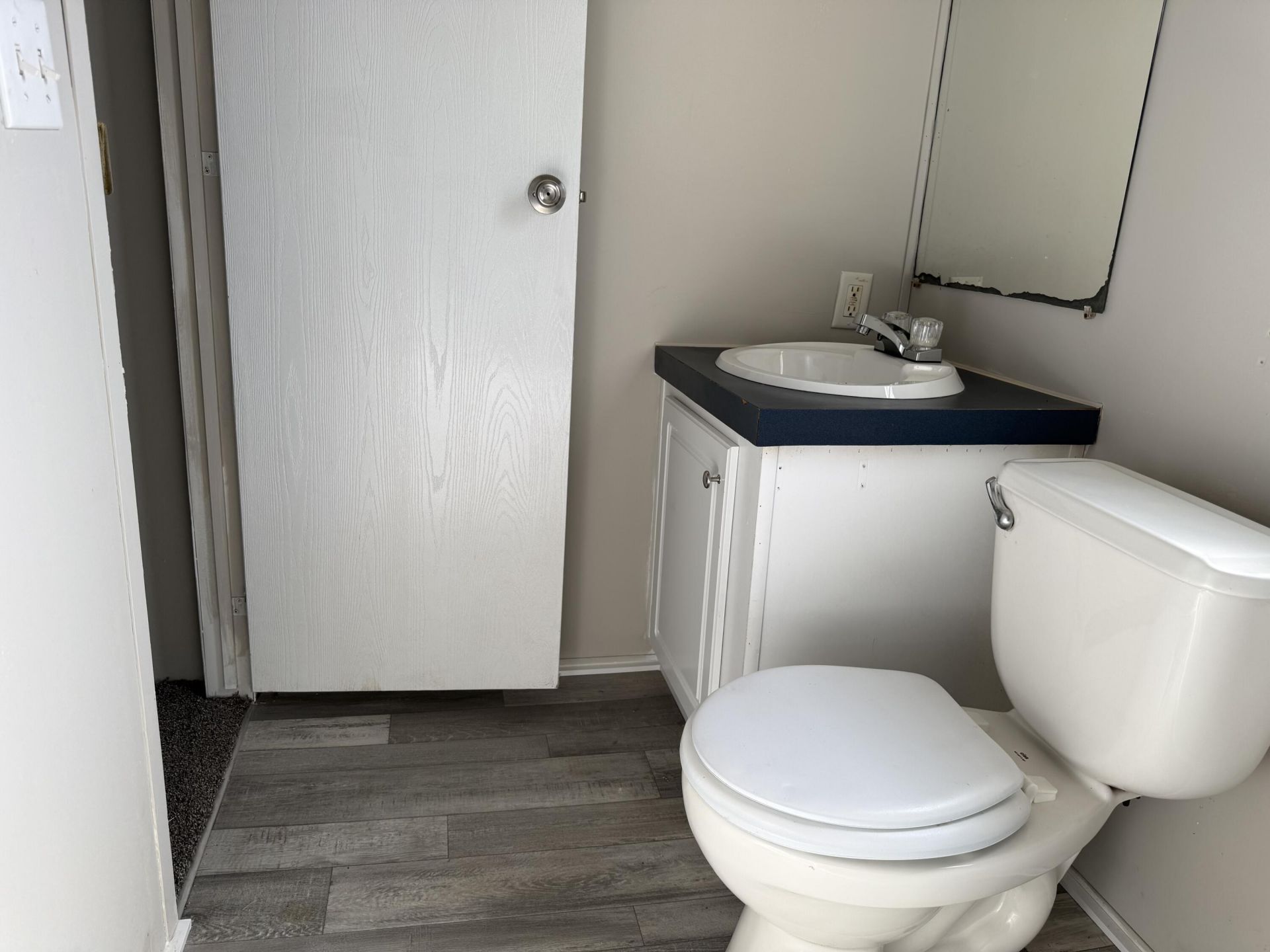 10685 Jefferies Highway Photo 17