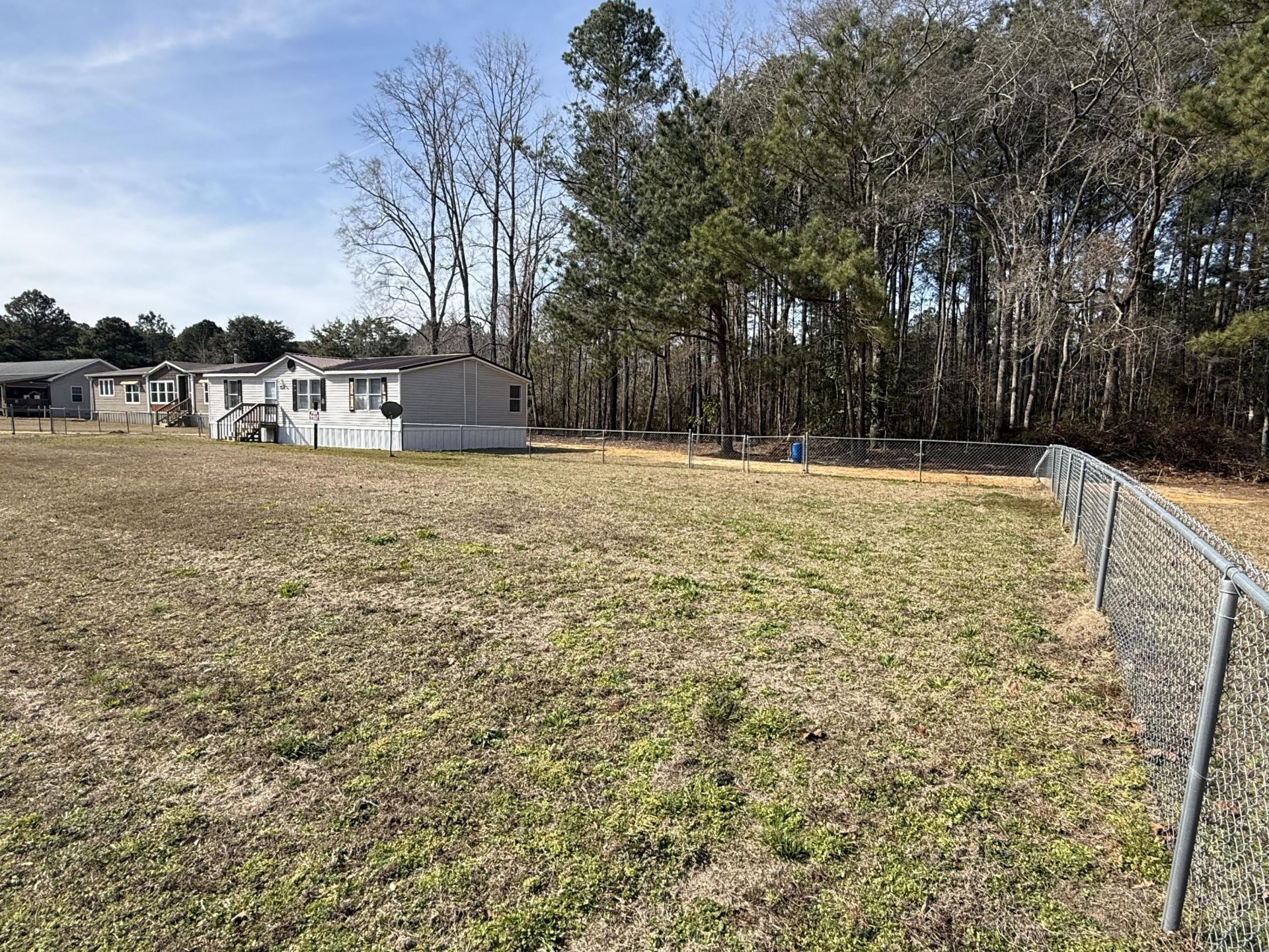 10685 Jefferies Highway Photo 22