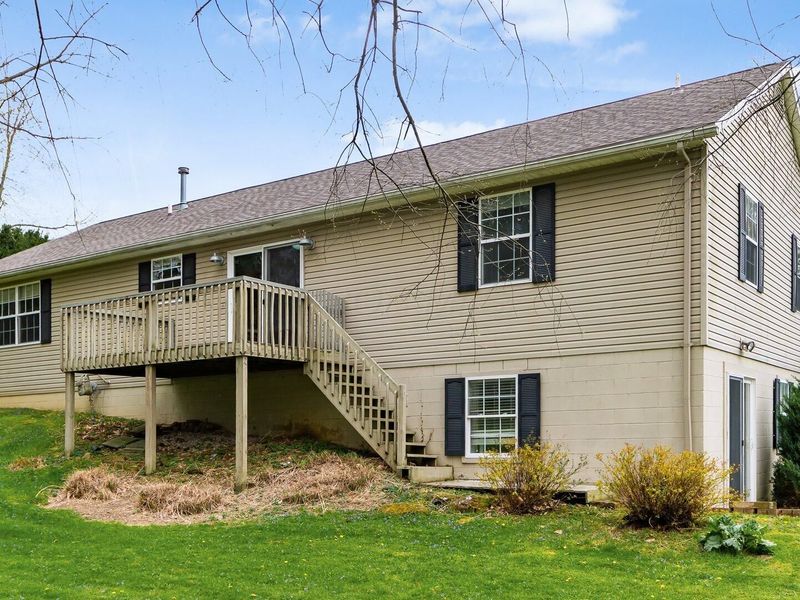 1664 Apple Valley Drive, Howard, OH 43028 Photo 2