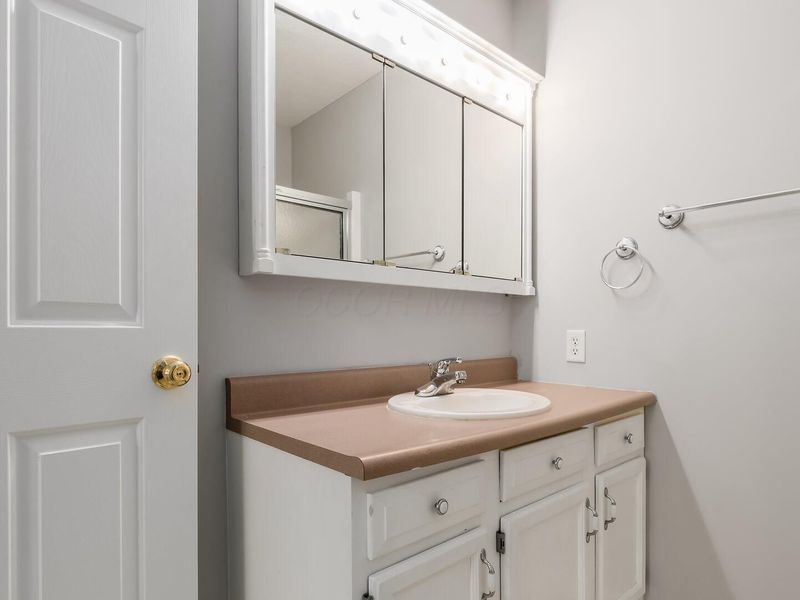 1664 Apple Valley Drive, Howard, OH 43028 Photo 25