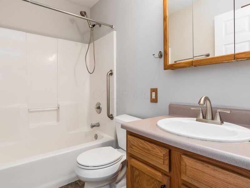 1664 Apple Valley Drive, Howard, OH 43028 Photo 32