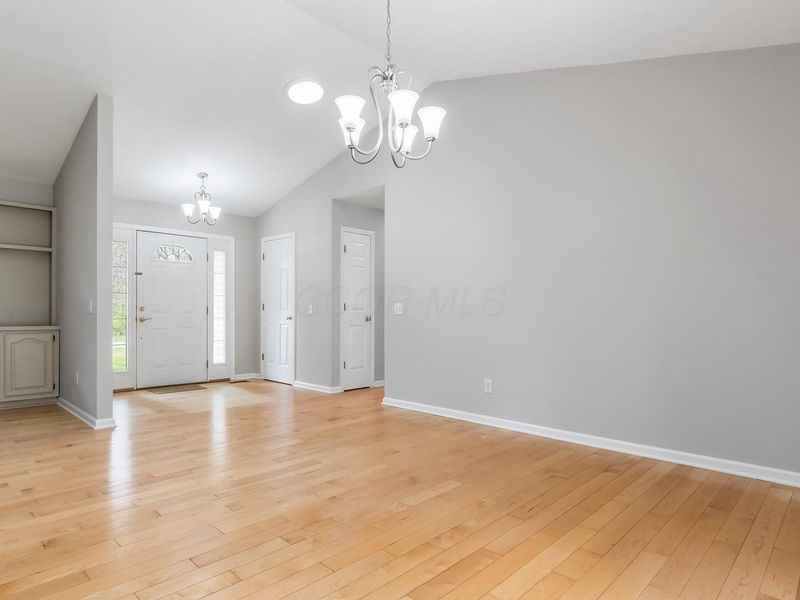 1664 Apple Valley Drive, Howard, OH 43028 Photo 6