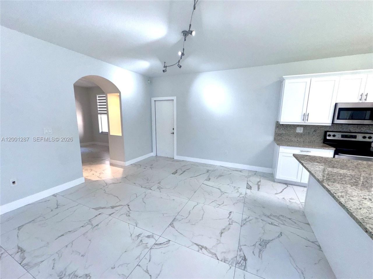 21405 Ingraham Ave Rd , Cutler Bay, FL 33189 Photo