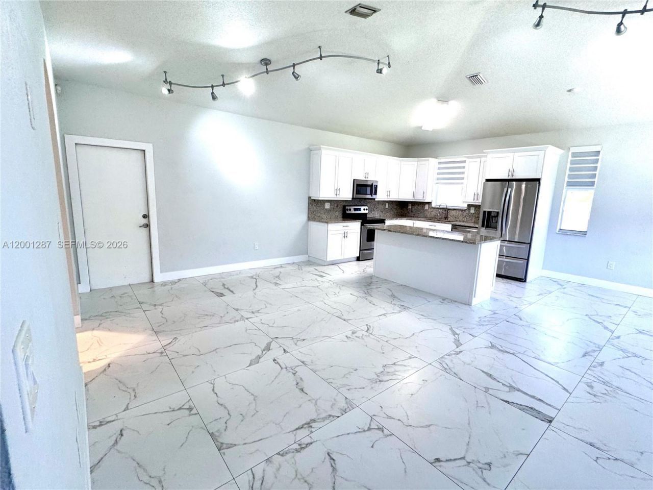 21405 Ingraham Ave Rd , Cutler Bay, FL 33189 Photo