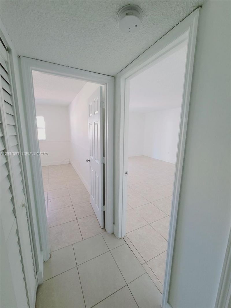 9375 Fontainebleau Blvd, Unit L107, Miami, FL 33172 Photo