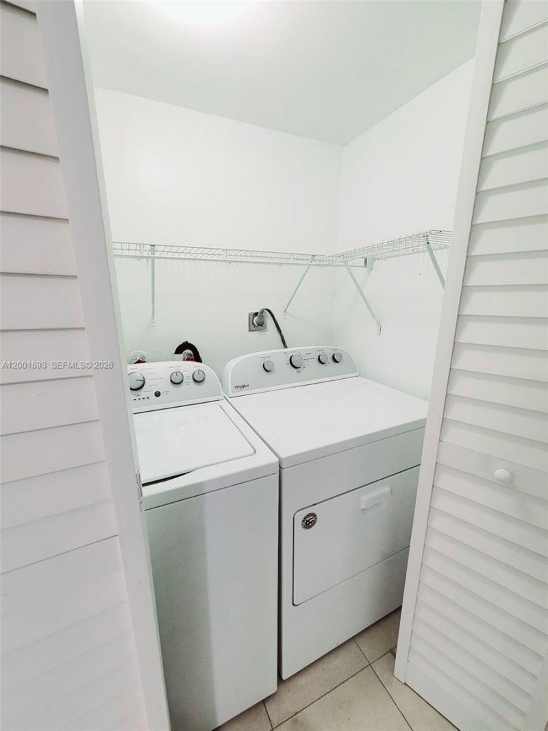 9375 Fontainebleau Blvd, Unit L107, Miami, FL 33172 Photo