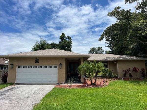 915 ROLLING HILLS DRIVE, PALM HARBOR, FL 34683
