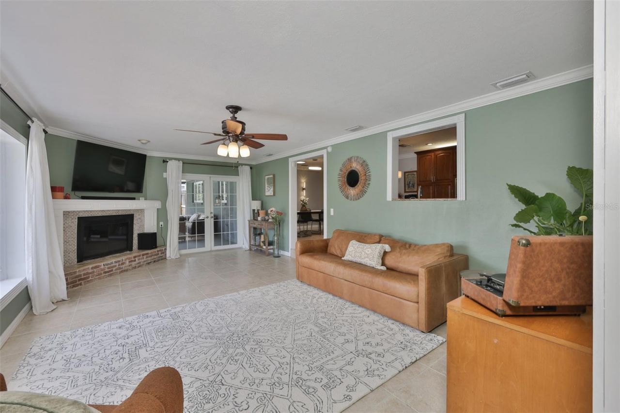 1311 Estatewood Drive, Brandon, FL 33510 Photo