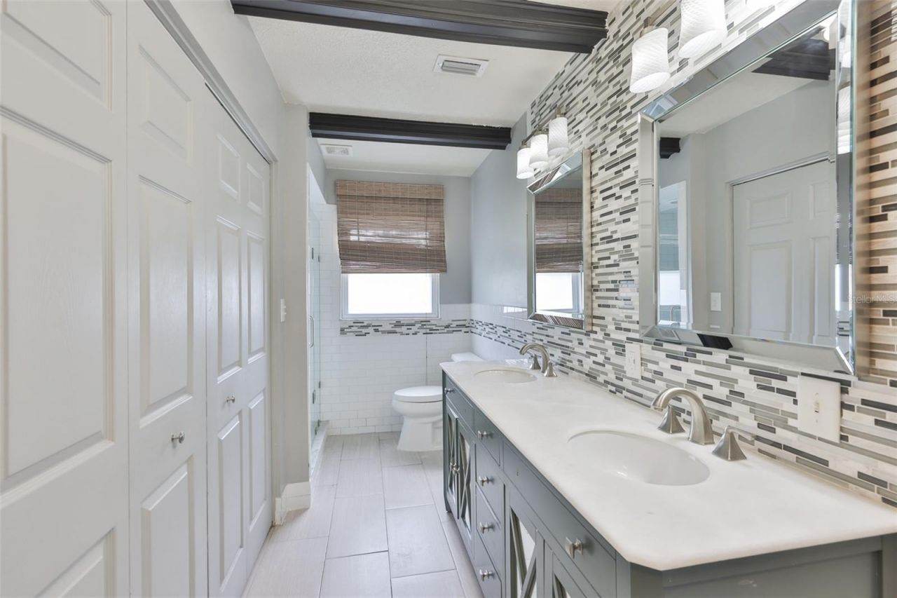 1311 Estatewood Drive, Brandon, FL 33510 Photo