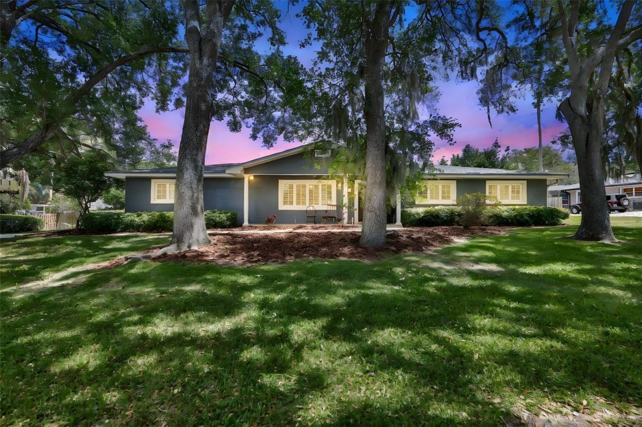1311 Estatewood Drive, Brandon, FL 33510 Photo