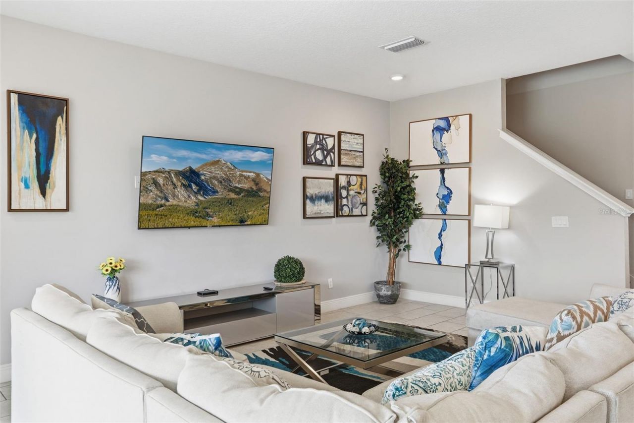 336 Auburn Avenue, Kissimmee, FL 34747 Photo